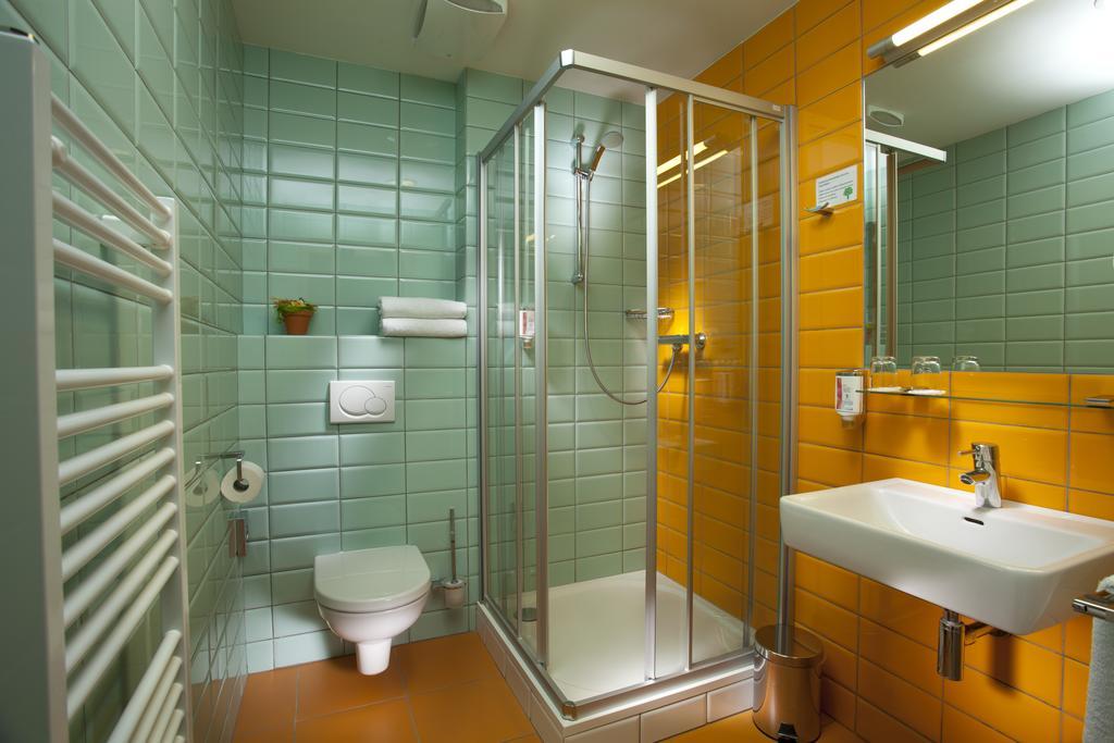 Hotel Kravi Hora Боржетице Экстерьер фото