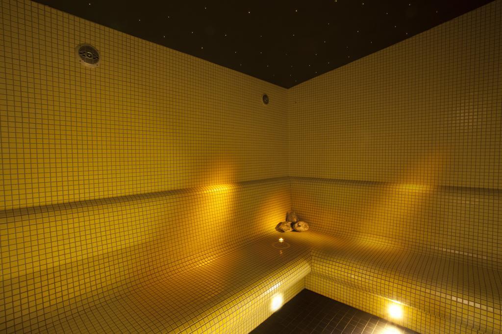 Hotel Kravi Hora Боржетице Экстерьер фото